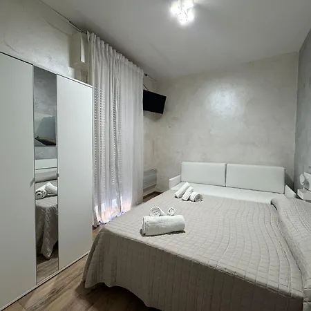 Hotel Eriale Nuova Gestione Rimini Exterior photo