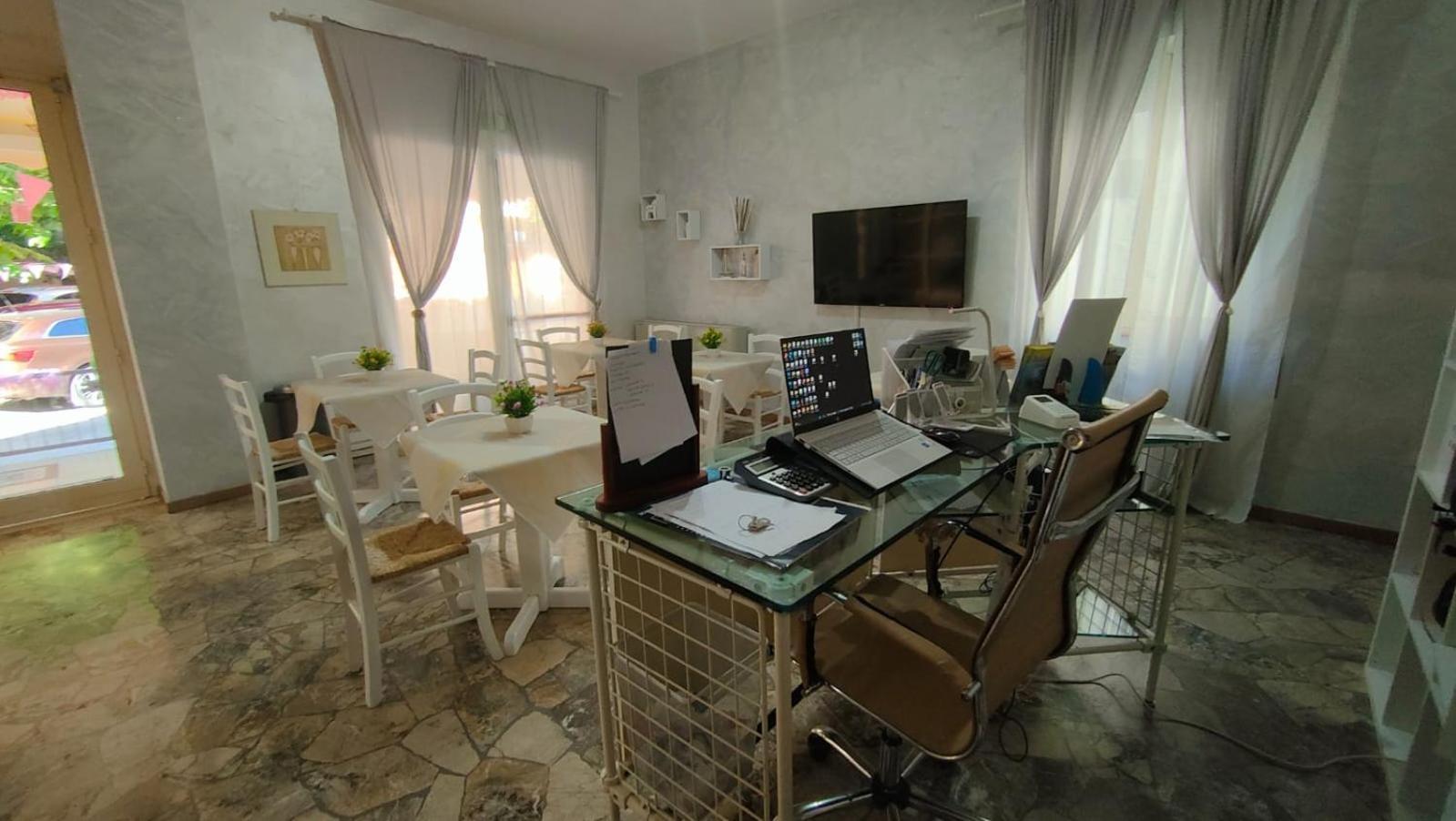 Hotel Eriale 2*